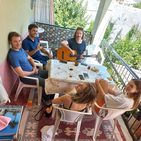 Adventurous Local Hostel Fethiye Exteriör bild