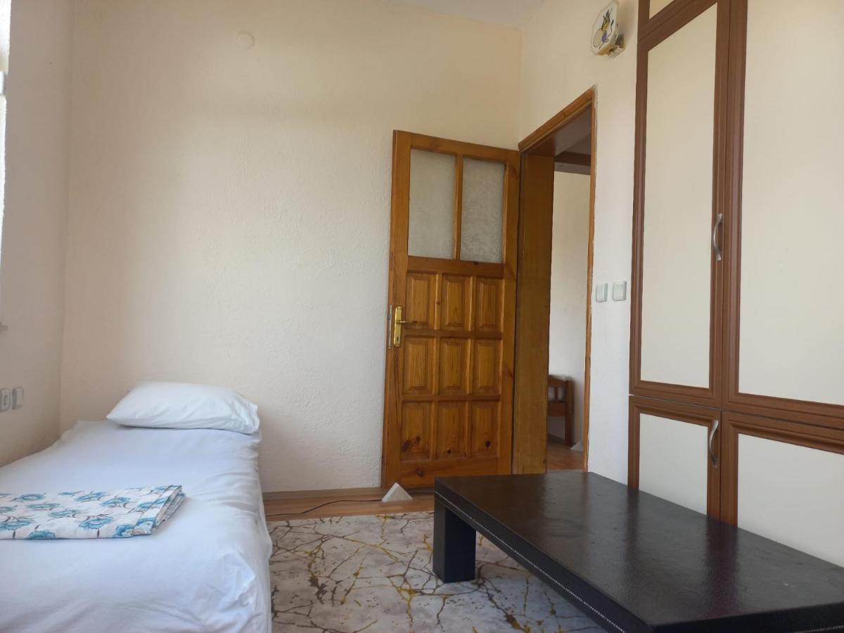 Adventurous Local Hostel Fethiye Exteriör bild