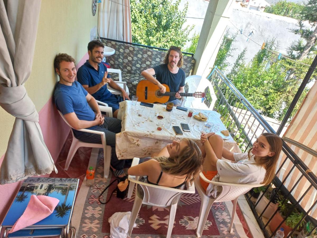 Adventurous Local Hostel Fethiye Exteriör bild