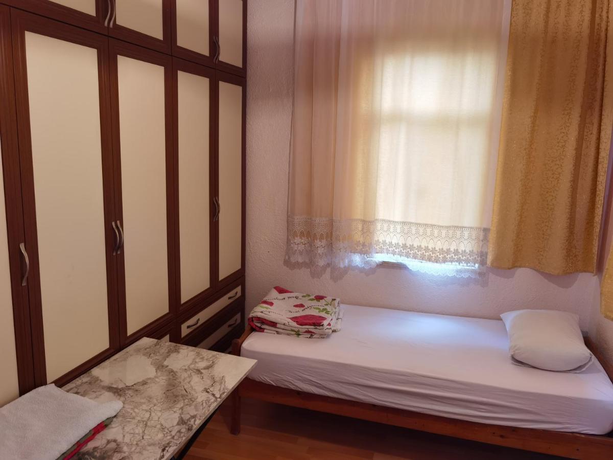 Adventurous Local Hostel Fethiye Rum bild